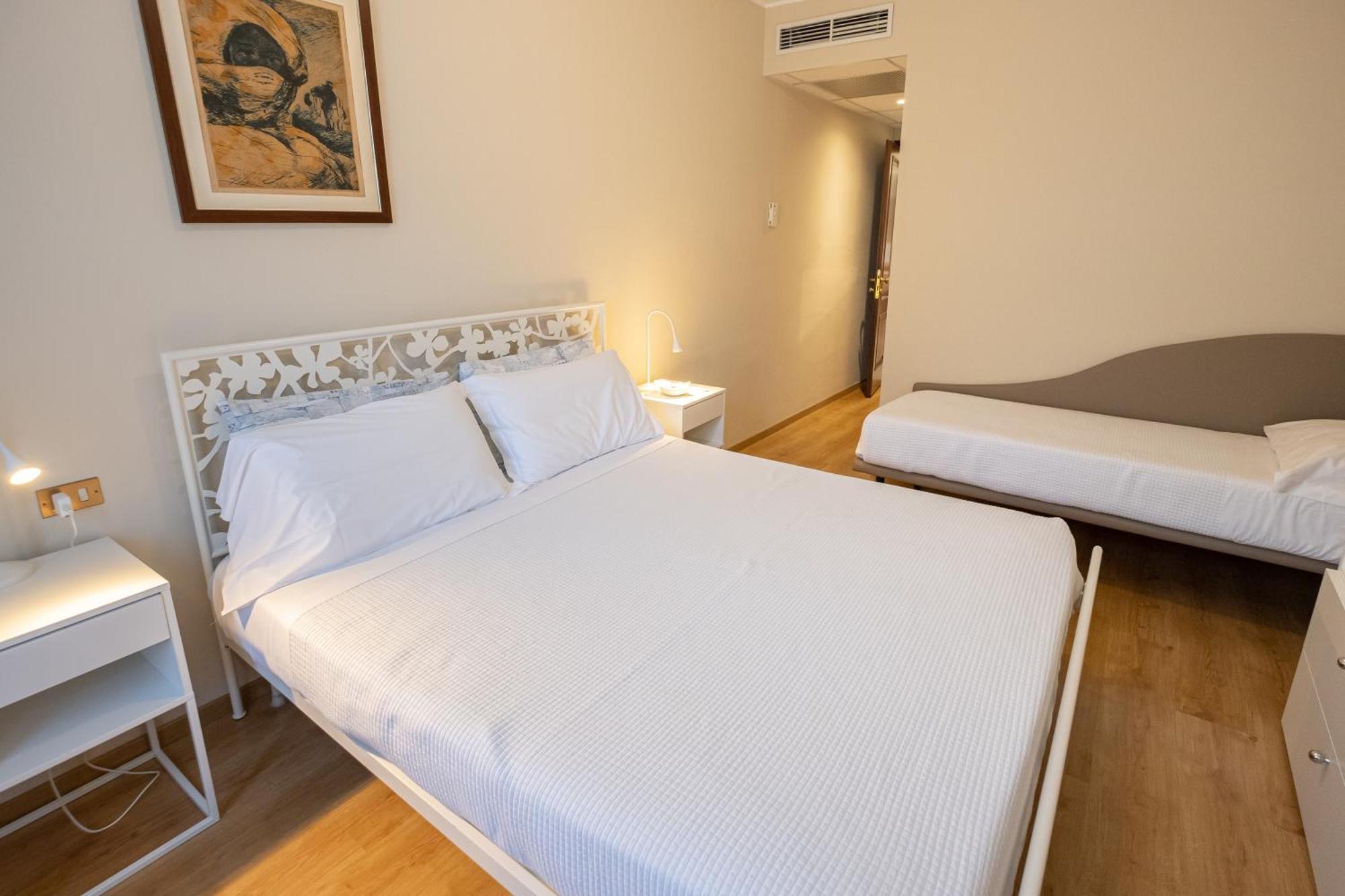 Bed and Breakfast Il Grifo Ленно Екстер'єр фото